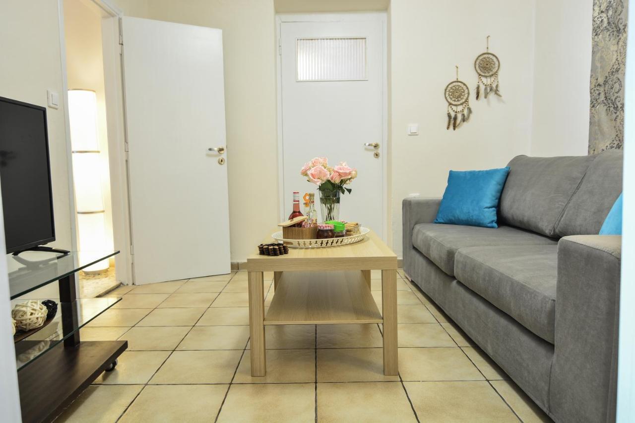 Olea Apartments Ксилокастрон Екстериор снимка