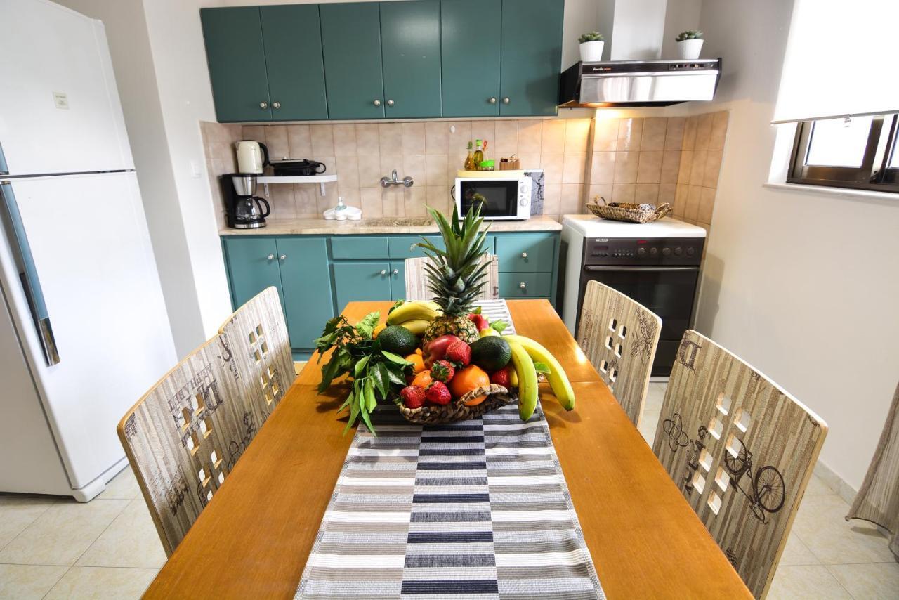 Olea Apartments Ксилокастрон Екстериор снимка